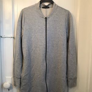 Long Gray Sweatshirt/Jacket with ✨pockets✨